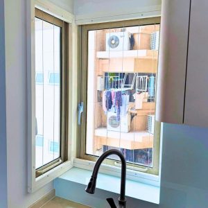 Fixed Frame Invisible Grille
